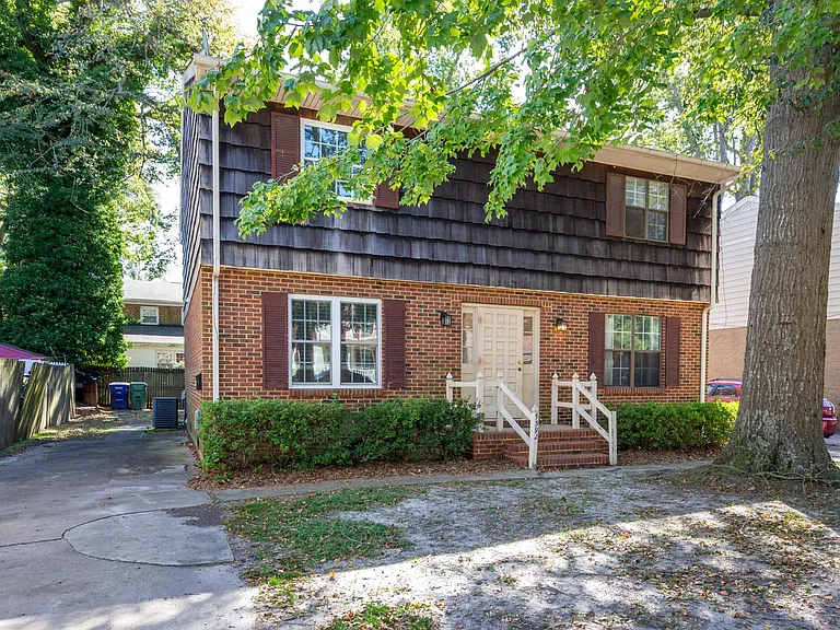9392 Pine Tree Rd #B — Photo 23