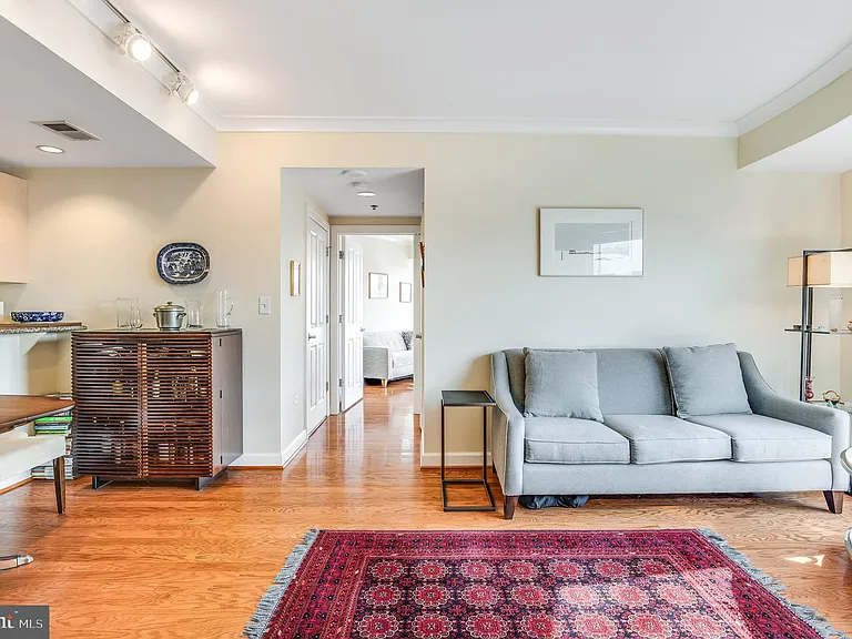 777 7th St NW #1110 — Photo 9