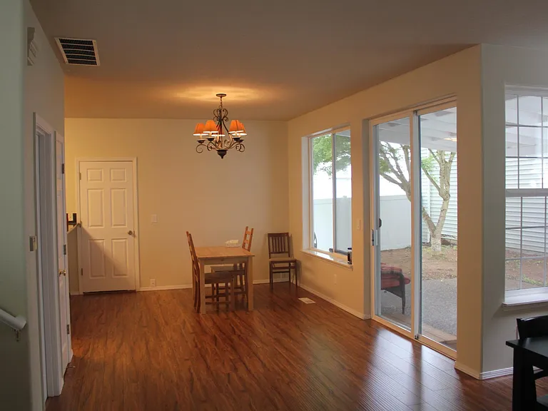 27163 SW Wood Ave — Photo 8