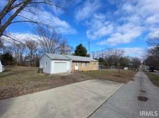1010 W Country Club Dr, Bloomington, IN