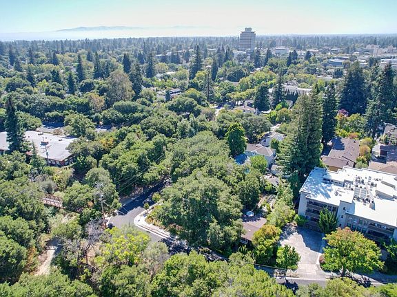 4th image of 340 Palo Alto Ave