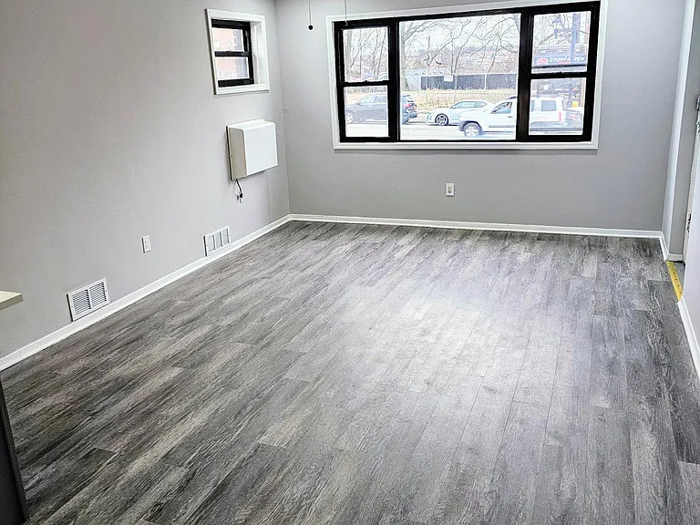 449-451 Washington Ave #3 — Photo 4