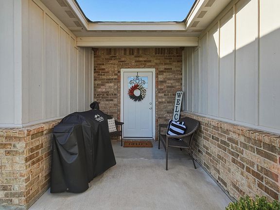 5th image of 109 Shallow Water Ct