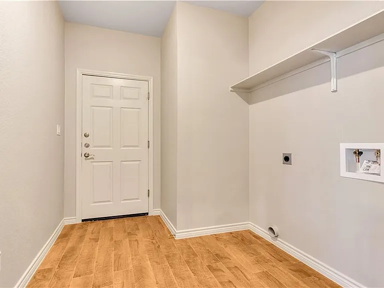 643 County Road 306 — Photo 14