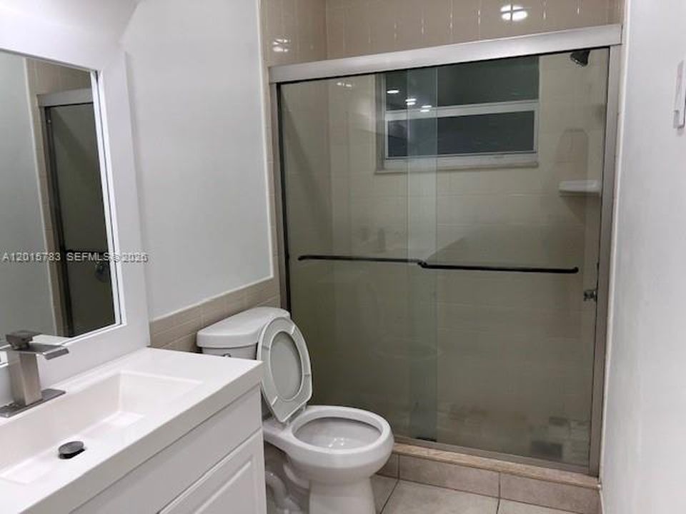 1350 E Sample Rd APT 306, photo 8