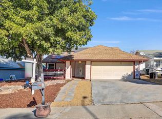 9018 Outinda St, Spring Valley, CA 91977