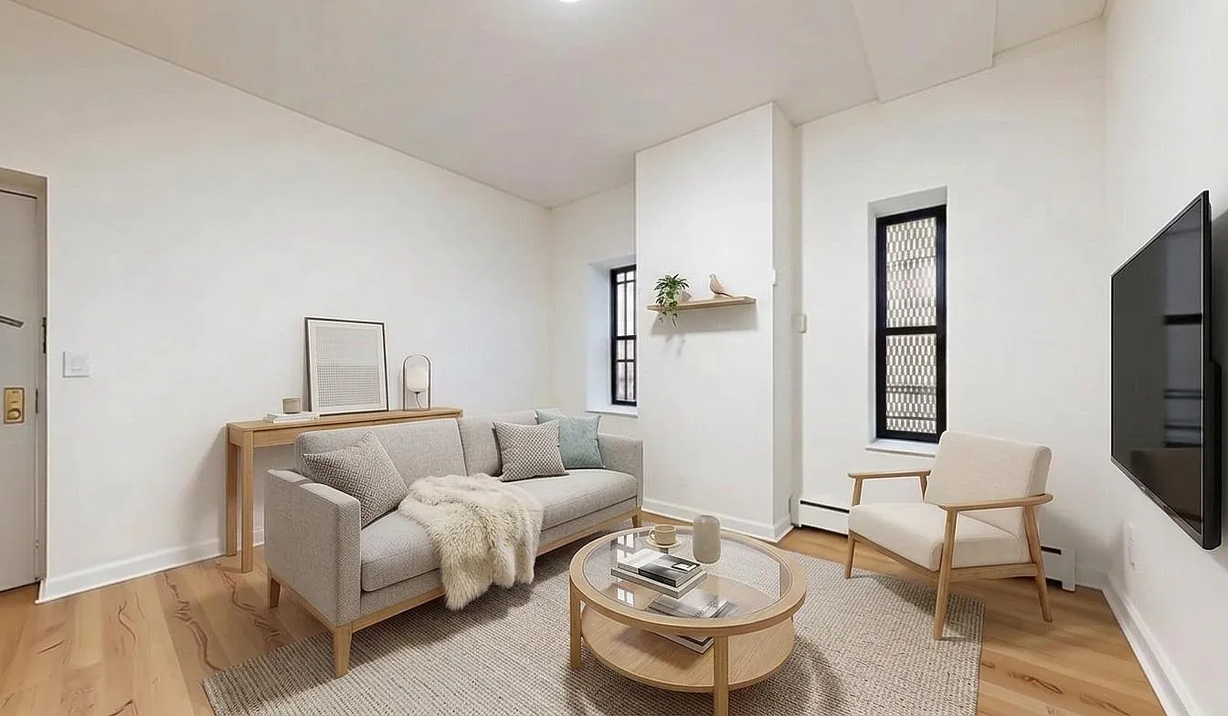 18 West 108th Street — Photo 3