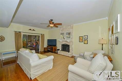 2nd image of 12907 N Hunters Cir
