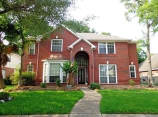 1447 Juniper Ln, Seabrook, TX 77586