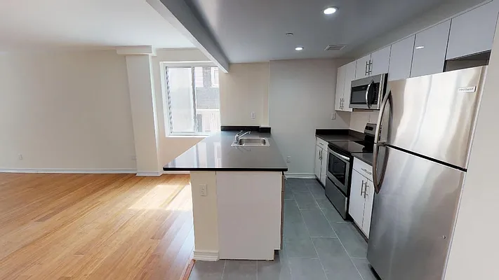 Rented by Metro Garden Realty NYC | media 27