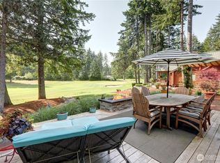151 E Country Club Dr W, Union, WA