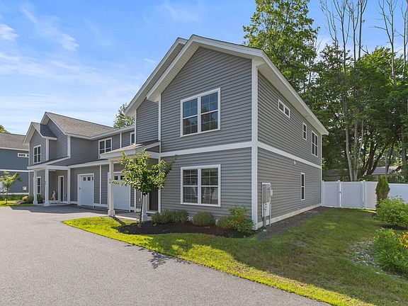 3rd image of 26 Fawn Woods Way #26