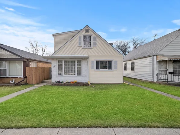38 48th Ave, Bellwood, IL 60104