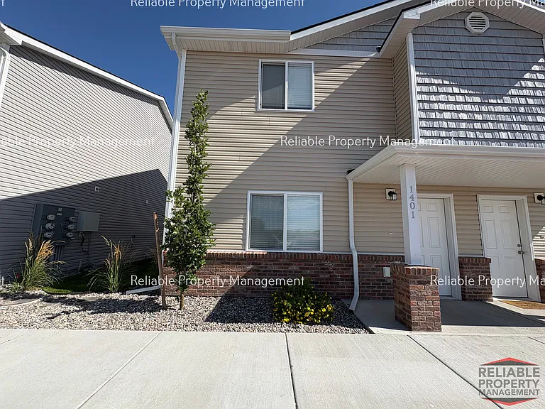2015 Lawrence Ln #1401 — Photo 1