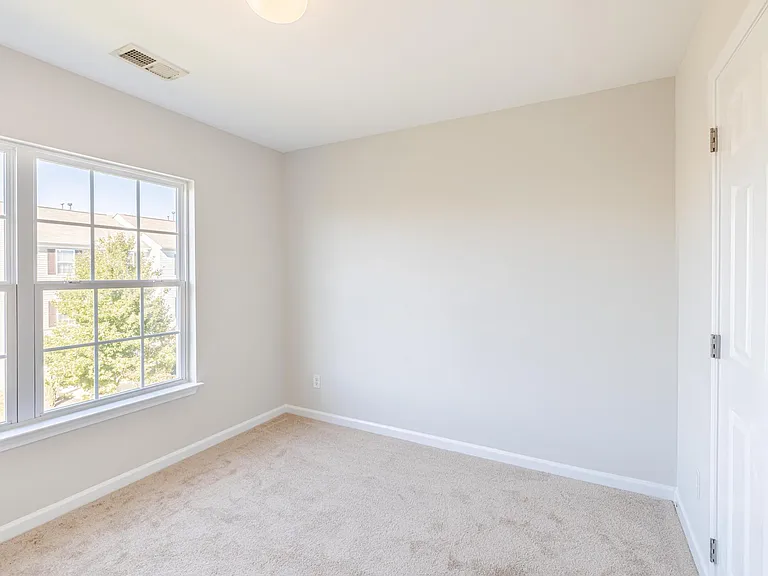 14106 Winford Ln — Photo 27