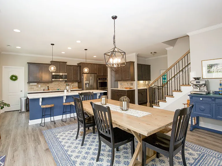 240 Parrish Ln — Photo 24