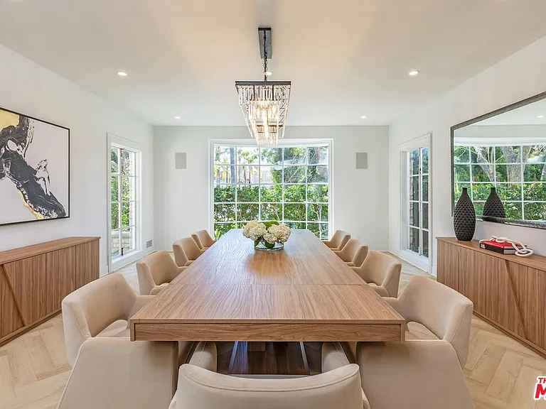 702 N Beverly Dr — Photo 10