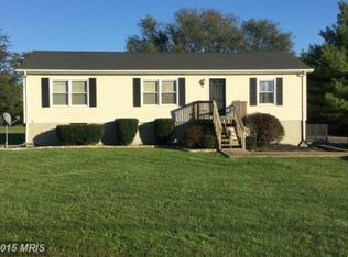 34 Marikay Ct, Bunker Hill, WV 25413
