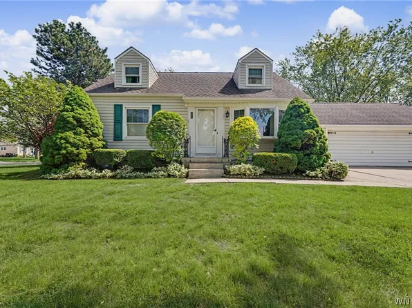 240 Blackstone Blvd, Tonawanda, NY 14150