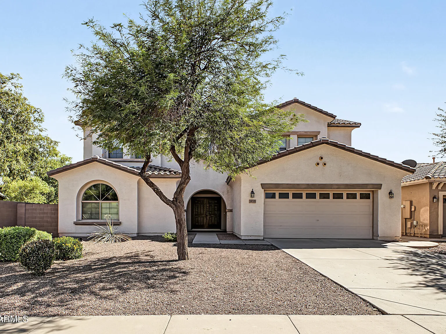 4 bed, 2.5 bath, 3432 sqft, $3,299 — Photo 2