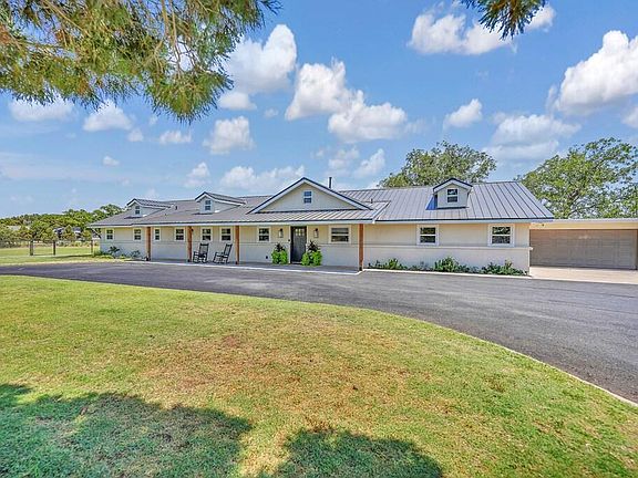 4th image of 4513 Robin Ln