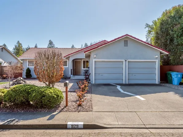 929 San Francisco Way, Rohnert Park, CA 94928