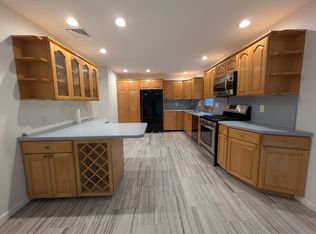 29 Astor Pl, Monsey, NY 10952