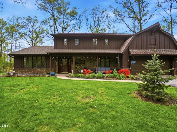 13 Indian Creek Dr, Rudolph, OH 43462