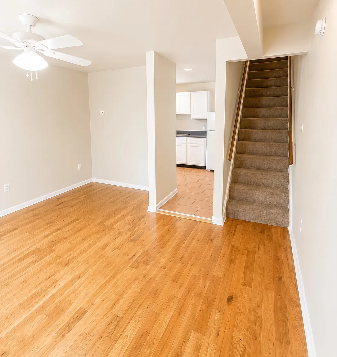 2 bed, 884 sqft, $1,295 — Photo 1