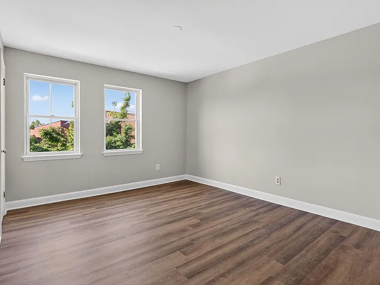 1714 Gales St NE — Photo 2