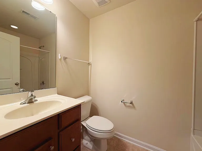 12 Pocono Dr — Photo 8