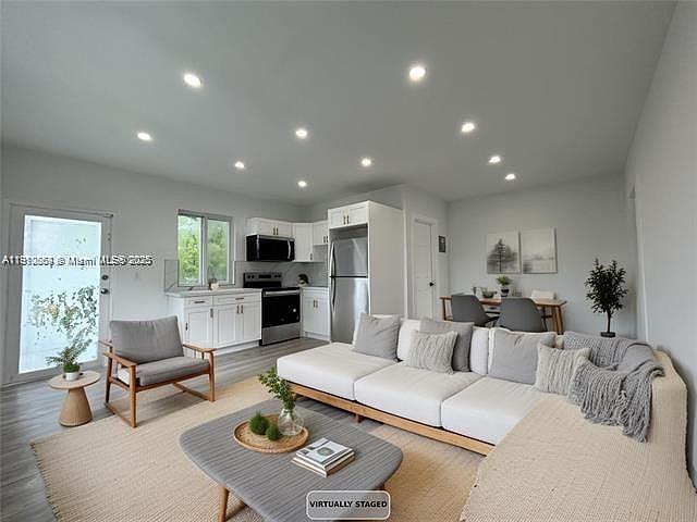 1st image of 1936 Normandy Dr APT 10