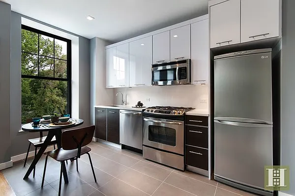 Rented by Lang Realty LLC | media 61