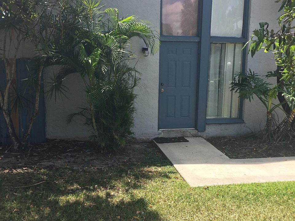 2nd image of 7201 W Sunrise Blvd #7201