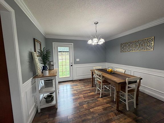 3rd image of 53 Ledford Rd