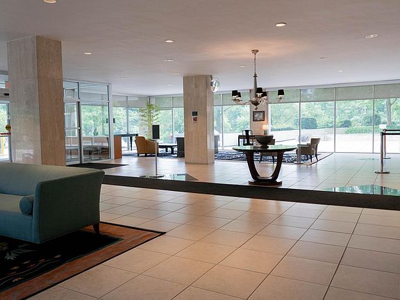 2nd image of 10401 Grosvenor Pl APT 1601