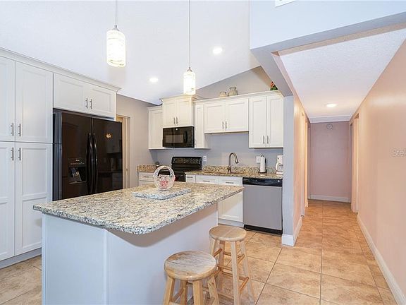 3rd image of 3455 Seagrape Dr