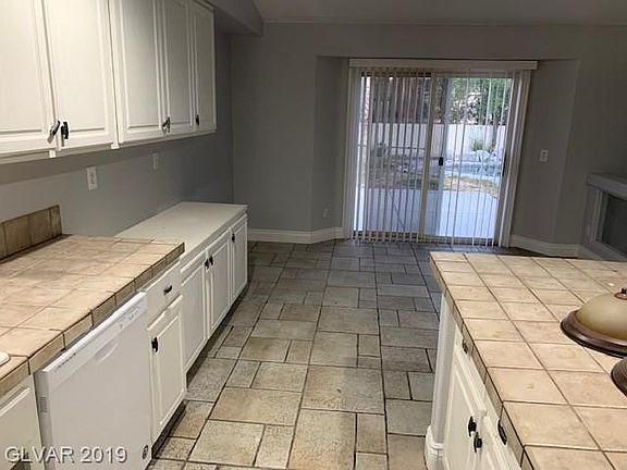 4th image of 5140 Guardian Peak St