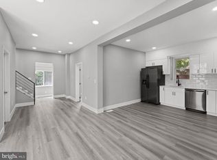 9 N Front St, Darby, PA 19023