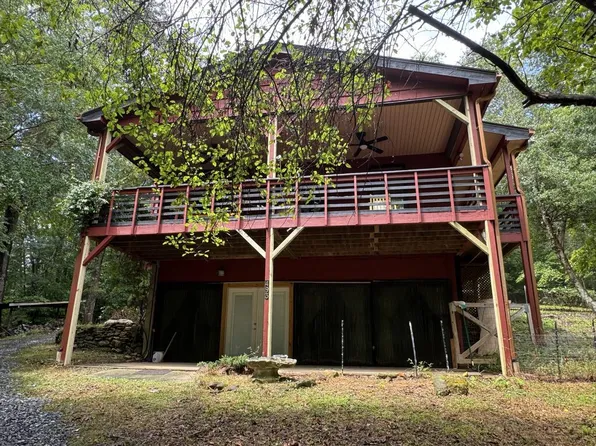 493 Harper Valley Rd, Mineral Bluff, GA 30559