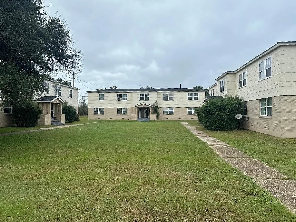 2 bed, 798 sqft, $750 — Photo 4