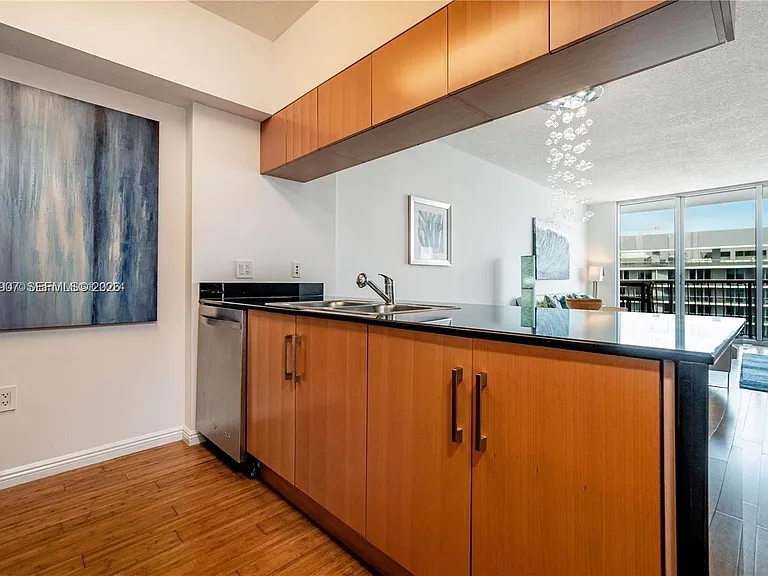 1750 N Bayshore Dr #5505 — Photo 7