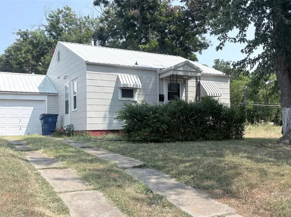 1610 Claremore Ave, Pawhuska, OK 74056