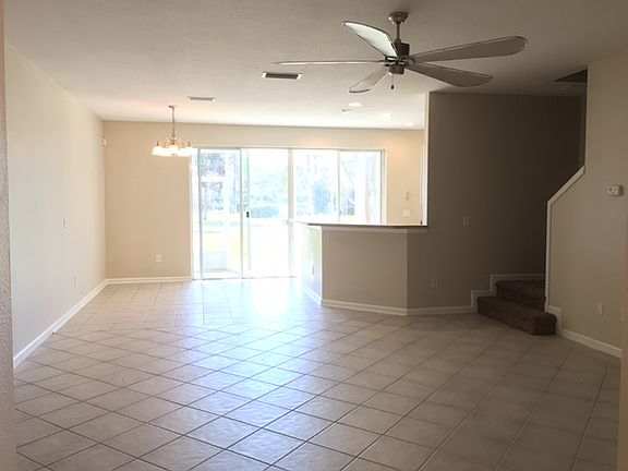 5th image of 4843 Parkhurst Pl