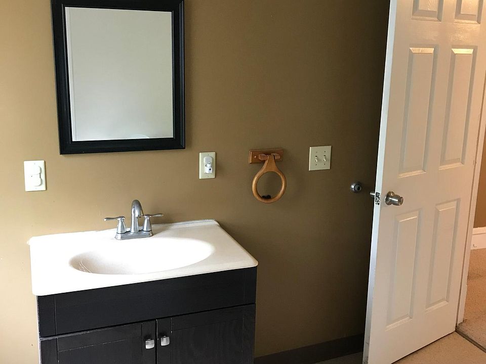 1st image of 307 Walnut St APT 6