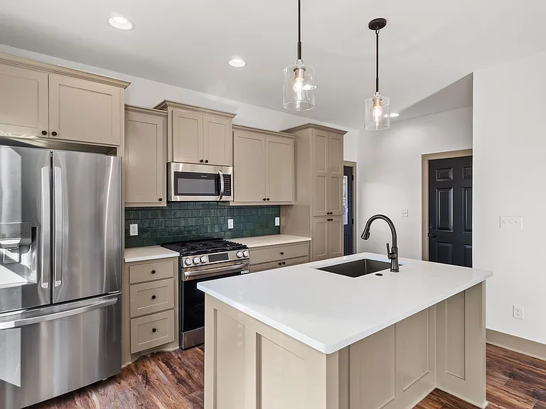 3108 Bethany Ln — Photo 6