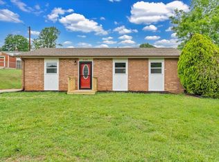 309 Clearview Dr, Martinsville, VA 24112