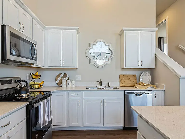 869 NE Traverse Dr #1 — Photo 8