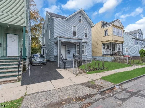 321 Amherst St, East Orange City, NJ 07018