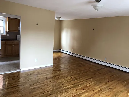 Rented by Rentiko Inc | media 23